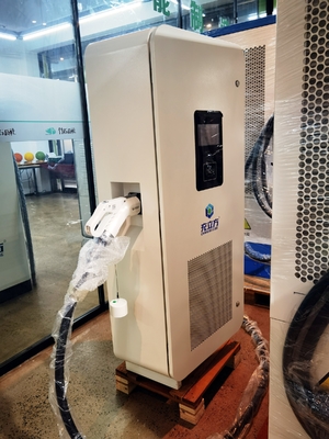좋은 가격 CCS1 240kW 듀얼건 DC 전기차 충전소 온라인으로