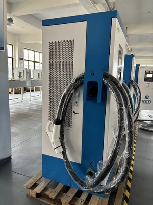 500V 750V 스와이프 카드 코드 120KW DC EV 충전기 신 에너지 차량
