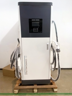 CE/UR/GBT/CCS2/CCS1/Chademo 120kW/400kw 전기차용 EV 바닥에 장착된 차량 충전소