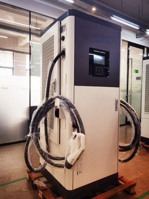 240KW/320KW/360KW CCS1/CCS2 통합 듀얼-건 DC 전기 차량 충전 스파일 / 상업용 급속 충전 역 호텔, 슈퍼 마켓, 병원, 가정 등에 설치하는 것이 매우 좋습니다.