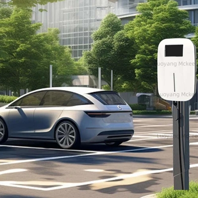 7KW AC 32A 벽에 장착 된 가정 및 상업용 전기 차량 충전 역 새 에너지 차량 충전 스파일 기둥 CCS GB 호환형 벽 박스