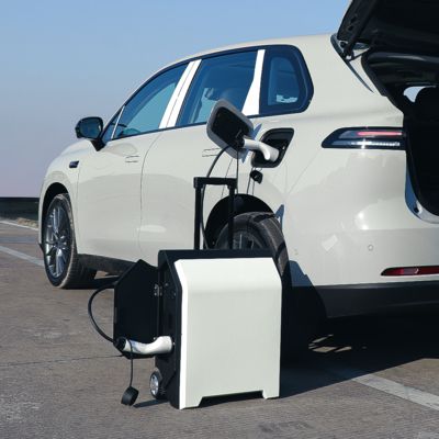 3.5kW 휴대용 EV 충전기 3.5kWH 용량 및 야외 급전 충전을 위한 IP55 보호