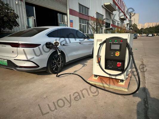 Maxpower 60kW 정격 출력 65kWh 용량 IP55 보호 모바일 EV 충전기 휴대용 충전 스테이션
