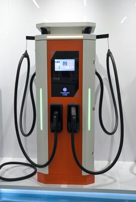 좋은 가격 160kW 듀얼 건 CCS2 DC 고속 충전기 IP54 OCPP1.6J TUV 인증 10인치 터치스크린 (플릿 차고용) 온라인