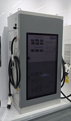 120kW DC EV 충전기 55인치 LCD 광고 화면 듀얼 디스플레이 CCS1 CCS2 CHAdeMO 고속도로 서비스용 GB/T