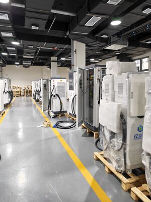 좋은 가격 480kW 720kW 유연한 공유 충전 스택 600A 액체 냉각 터미널 플릿 충전 허브용 40kW SiC 모듈 온라인
